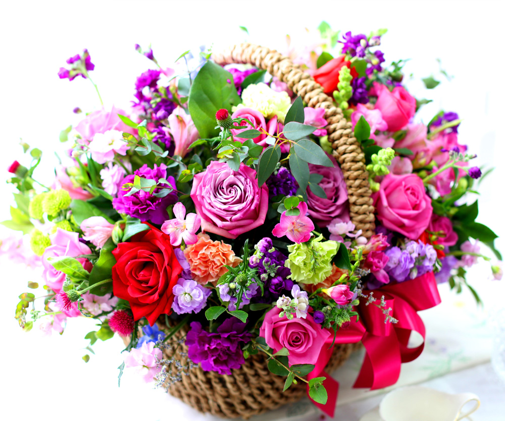 Pretty Basket Floral