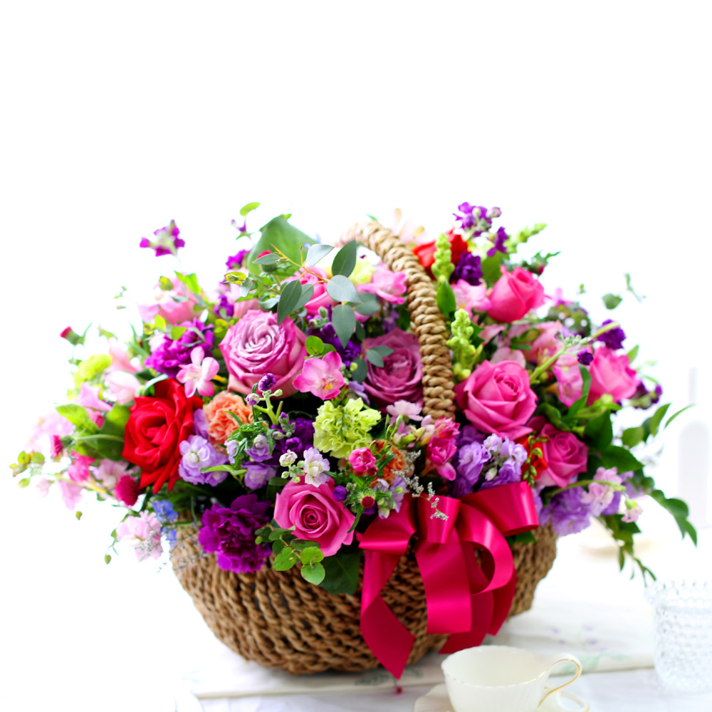 Pretty Basket Floral