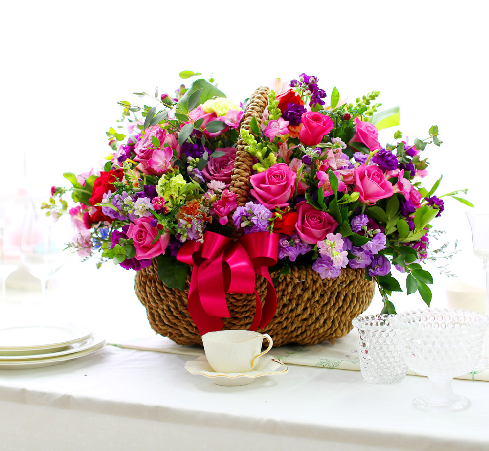Pretty Basket Floral