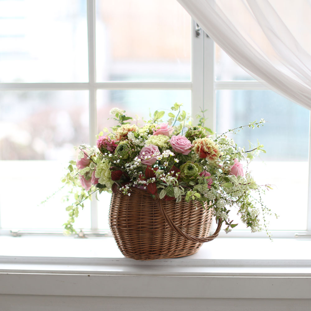 Invaluable white day - Have a good day
