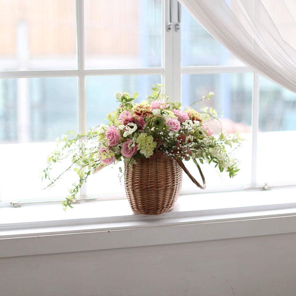 Invaluable white day - Have a good day