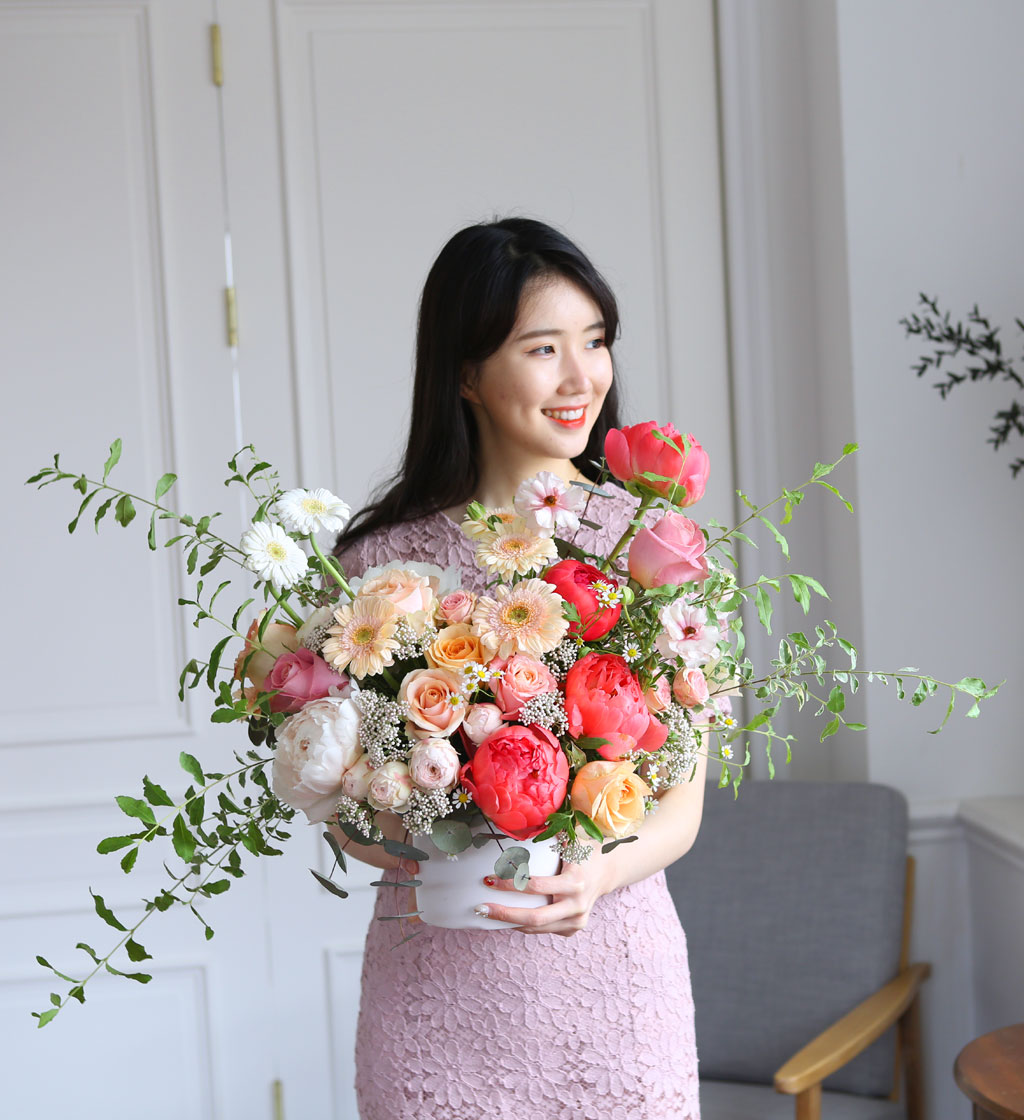 로맨틱하고 감성적인 무드로 분위기를 더욱 더 깊이있게 만들어줍니다.