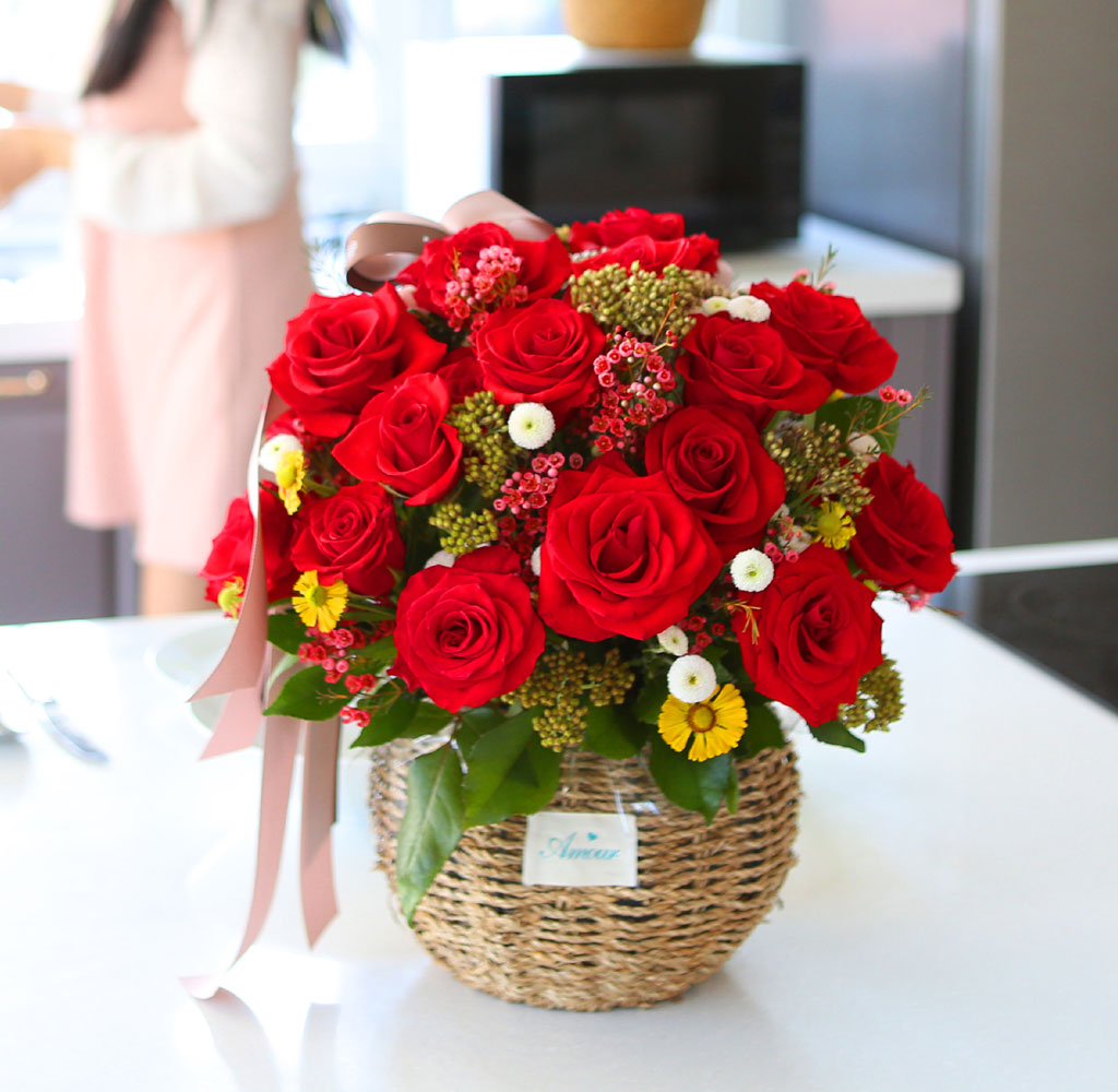 전국으로 꽃 보내세요 -장미바구니 (레드)