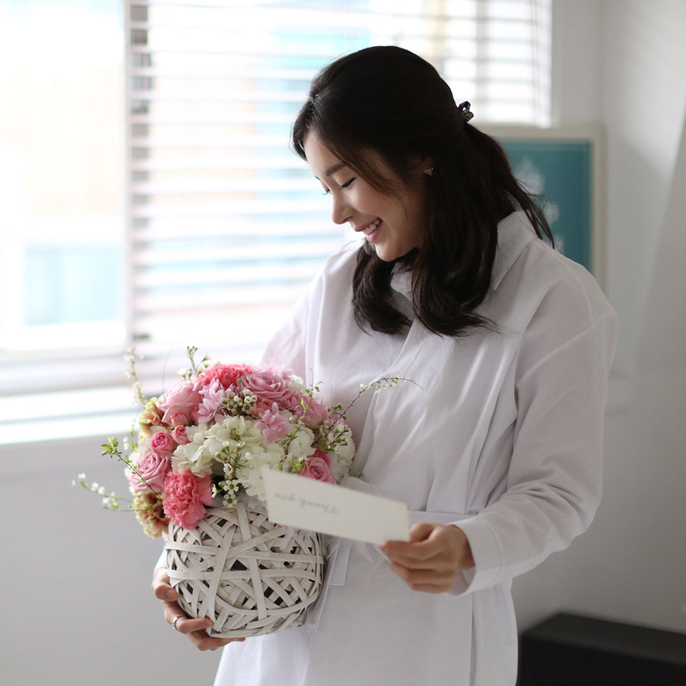 Invaluable white day - 아무 걱정하지 말아요 (바구니 품절로로 다른 바구니로 대체됩니다)
