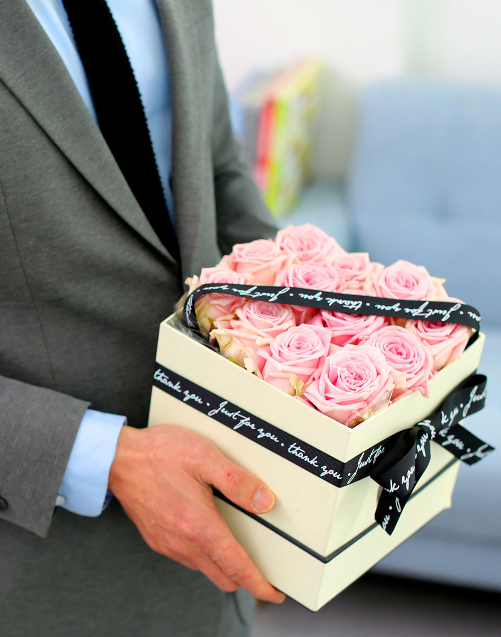 Spring loves Simple pink roses
