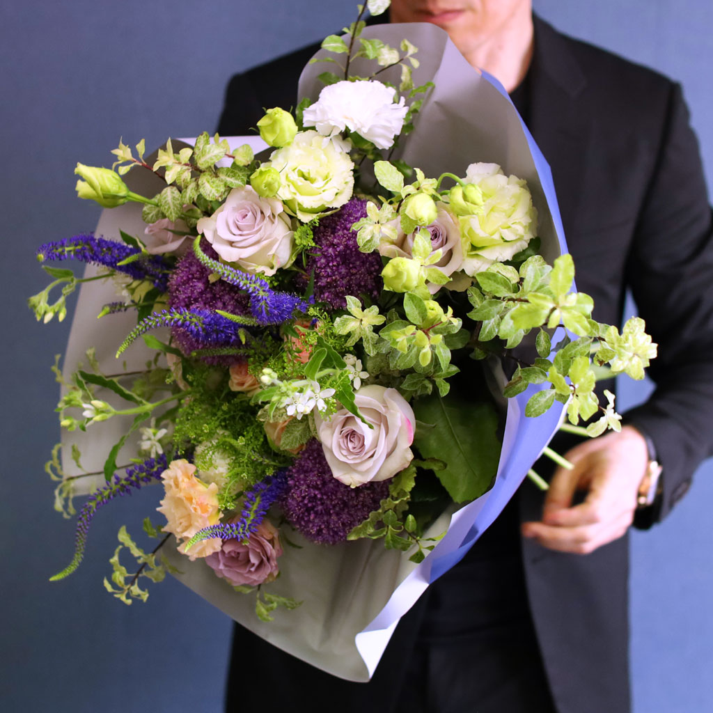 Blue violet